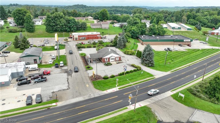 875 Main Street, Barnesville, OH - Photo 4