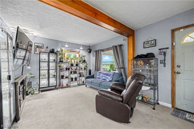 1674 32nd Street, Lorain, OH - Photo 4