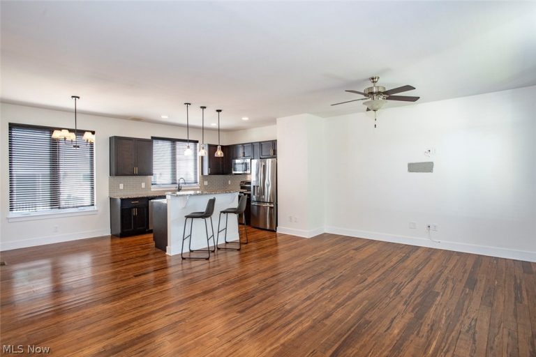7309 Gateway Court, Cleveland, OH - Photo 8