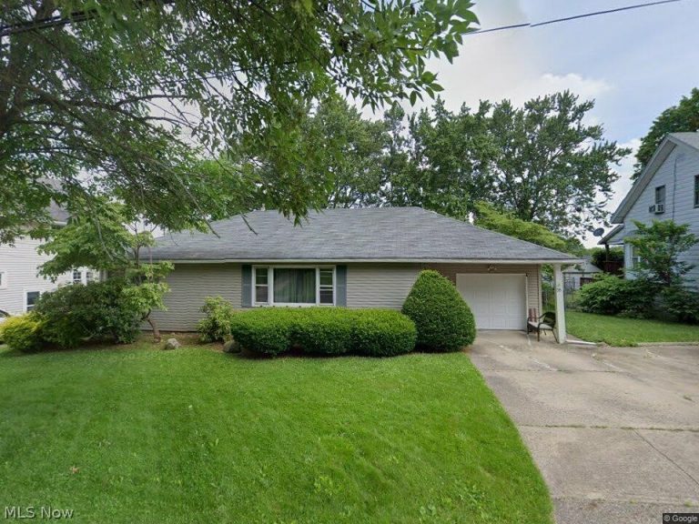 335 Huston Street, Barberton, OH, 44203