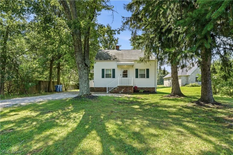 26571 Sprague Road, Columbia Station, OH - Photo 3