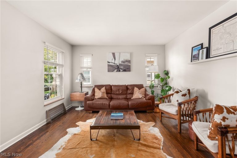 3425 159th Street, Cleveland, OH - Photo 8
