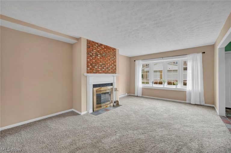 11 Meadowlawn Drive #5, Mentor, OH - Photo 4