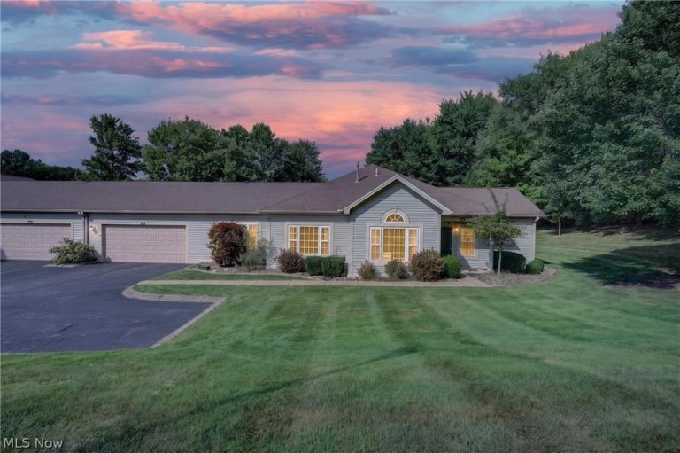 5645 Clingan Road #24 C, Struthers, OH - Photo 4