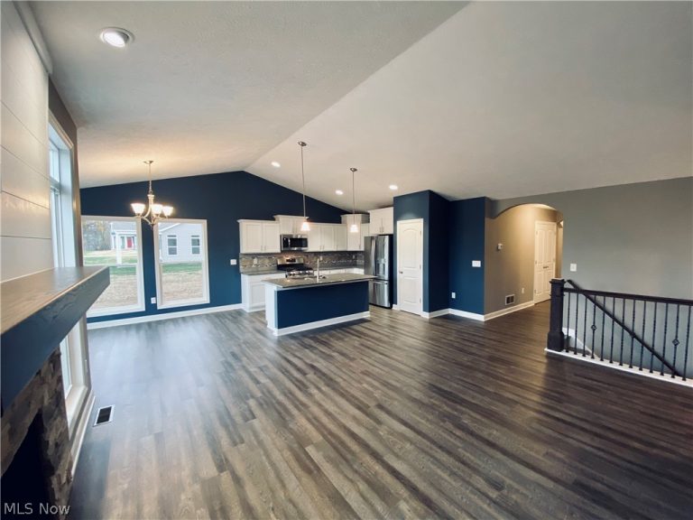3471 Wicker Street, Canton, OH - Photo 6