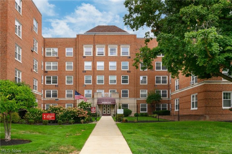 19101 Van Aken Boulevard #421, Shaker Heights, OH, 44122