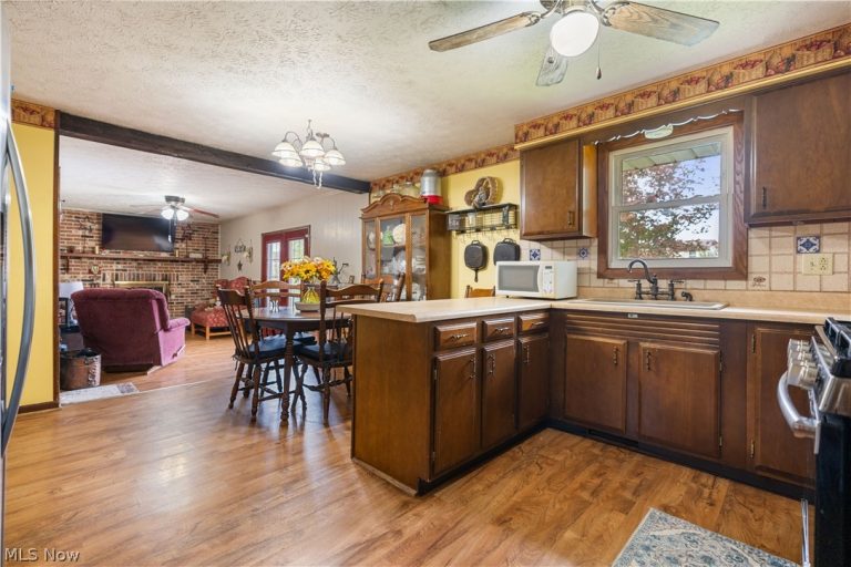 1015 Carnwise Street, Canton, OH - Photo 6