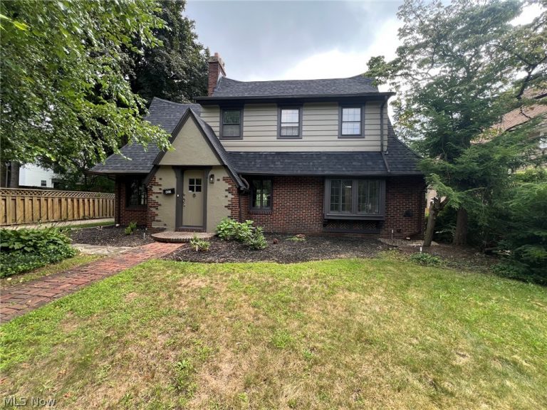 453 Dorchester Road, Akron, OH, 44320