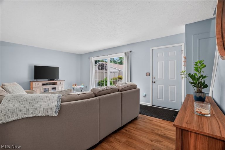 7970 Mentor Avenue #I-7, Mentor, OH - Photo 5