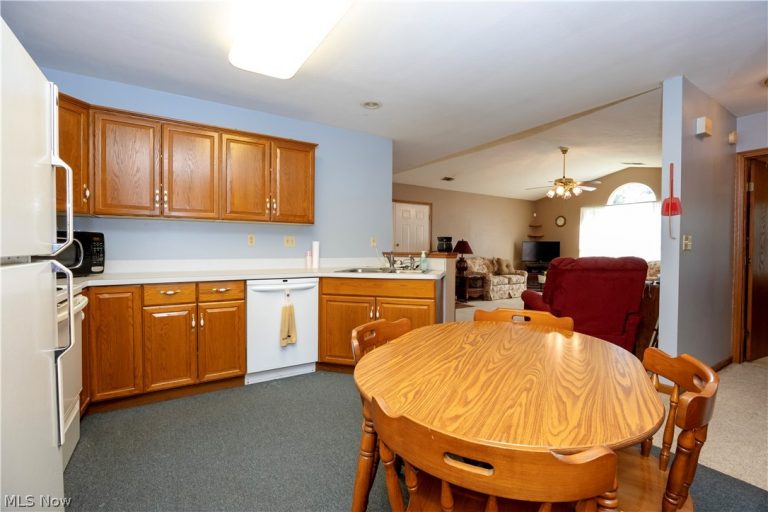 3098 Bayberry Cove, Wooster, OH - Photo 6