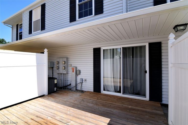 8117 Puritan Drive #B, Mentor, OH - Photo 4