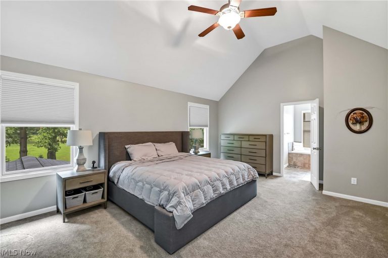 33564 Augusta Way, Avon, OH - Photo 4