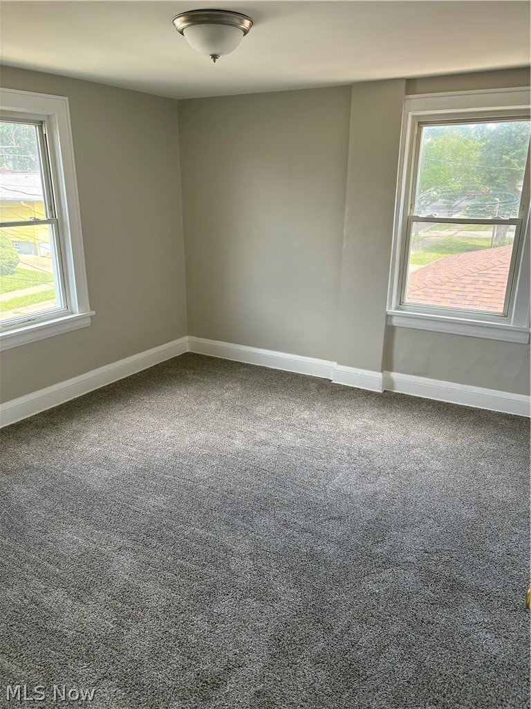 818 Saxon Avenue, Akron, OH - Photo 8