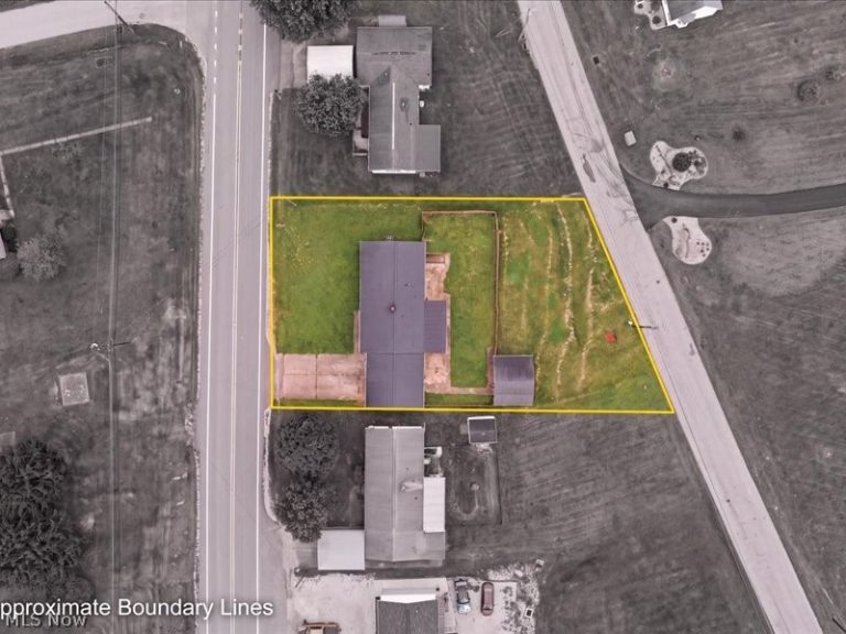 1381 Harris HWY, Parkersburg, WV - Photo 3