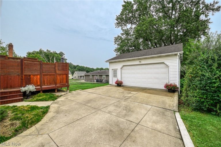 650 Prentiss Avenue, Akron, OH - Photo 4