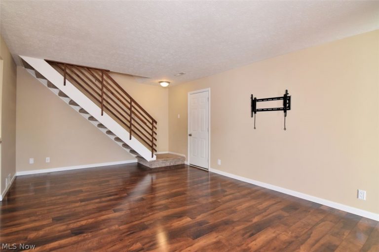 8117 Puritan Drive #B, Mentor, OH - Photo 8