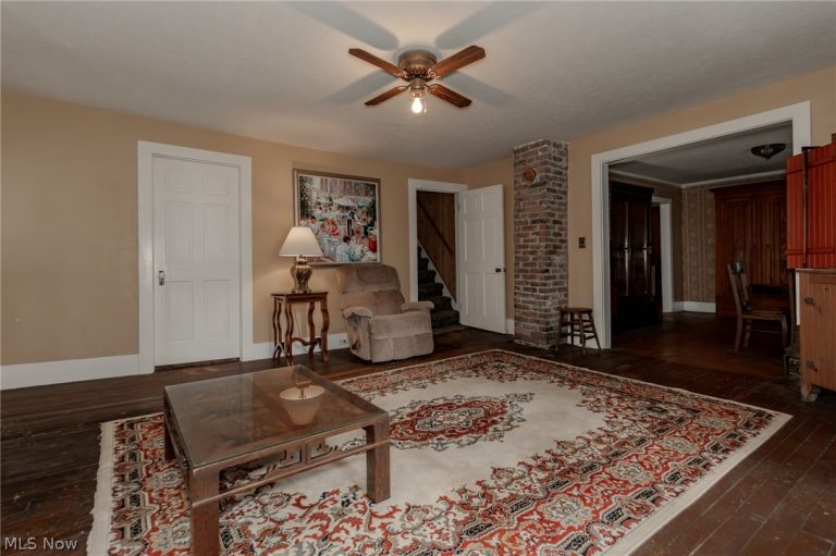 17397 Chagrin River Road, Chagrin Falls, OH - Photo 8