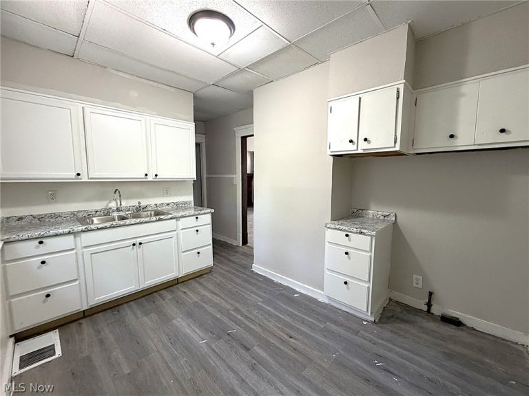 9609 Yale Avenue, Cleveland, OH - Photo 3