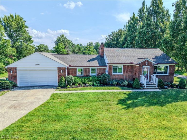 31950 Chardon Road, Willoughby Hills, OH, 44094