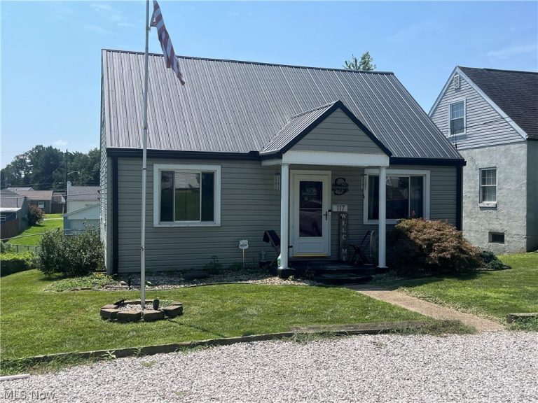 117 Sharon Street, Marietta, OH, 45750