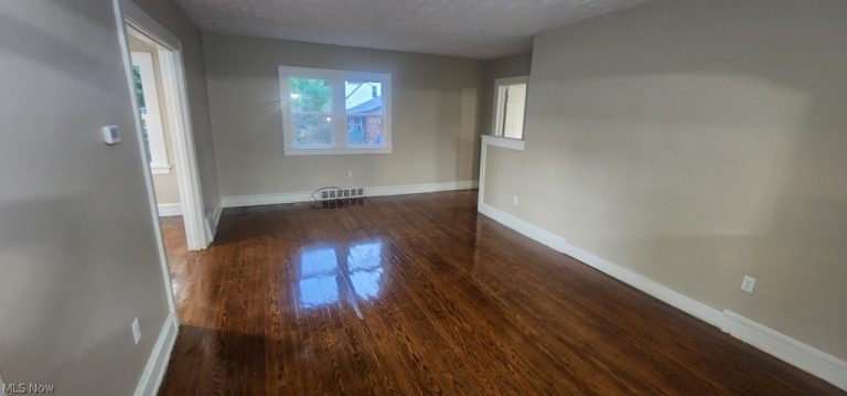 31238 Lorain Road, North Olmsted, OH - Photo 8