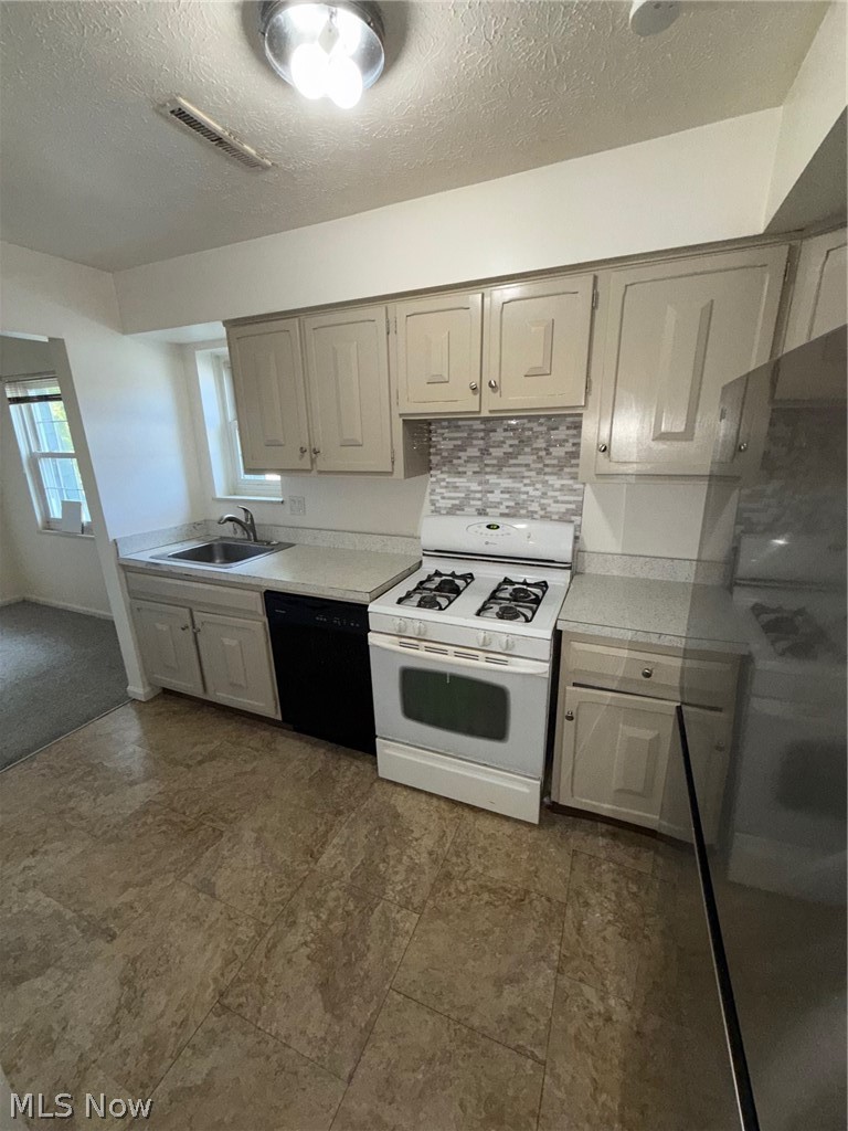 4789 Columbia Road #206, North Olmsted, OH - Photo 8