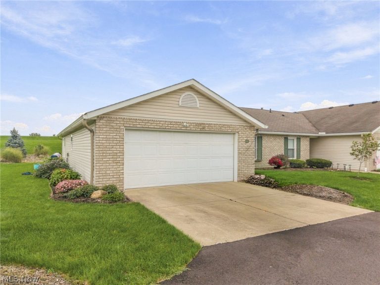 2806 Marsh Avenue, Canton, OH - Photo 3