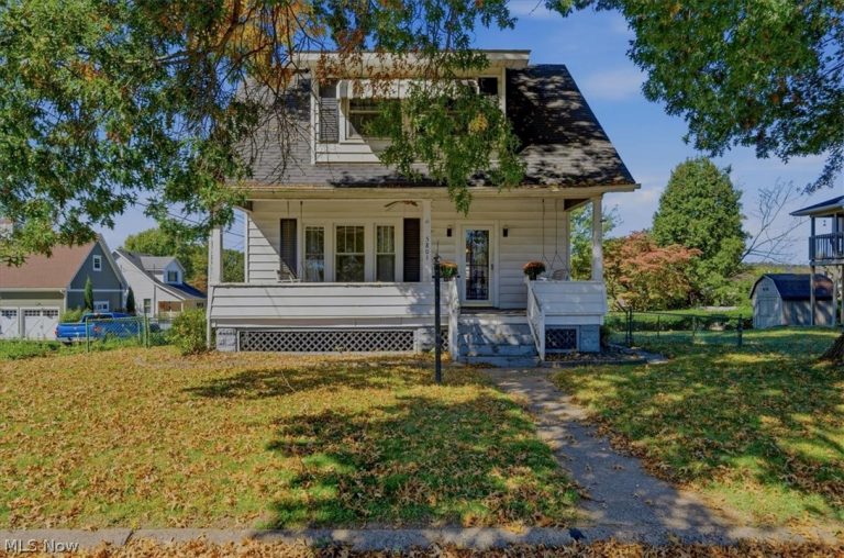 5801 4th Avenue, Vienna, WV, 26105