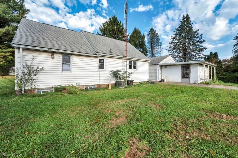 3380 Shepler Church Avenue, Canton, OH - Photo 3