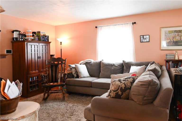 2308 Schell Avenue, Cleveland, OH - Photo 4