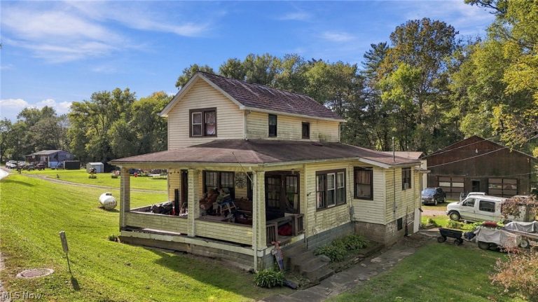 2965 River Road, Zanesville, OH - Photo 2