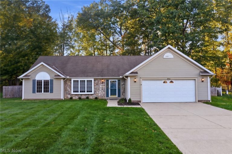 8912 Isabelle Lane, Macedonia, OH, 44056