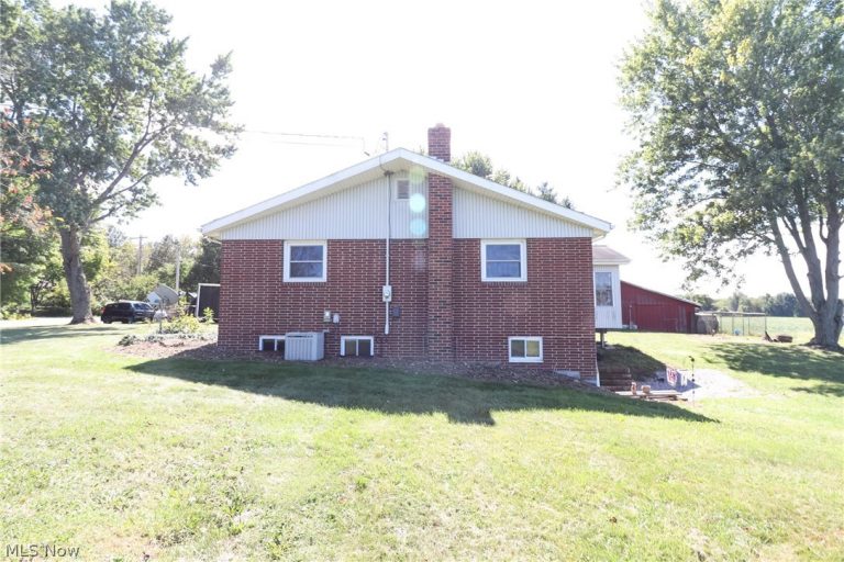 10240 Cemetery Road, Burbank, OH - Photo 4