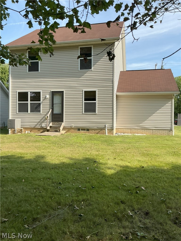 523 Broadway Avenue, Youngstown, OH - Photo 3