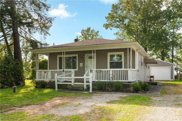 3194 Bender Avenue, Akron, OH, 44319