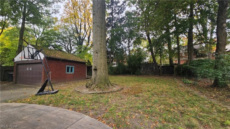 358 Merriman Road, Akron, OH - Photo 4