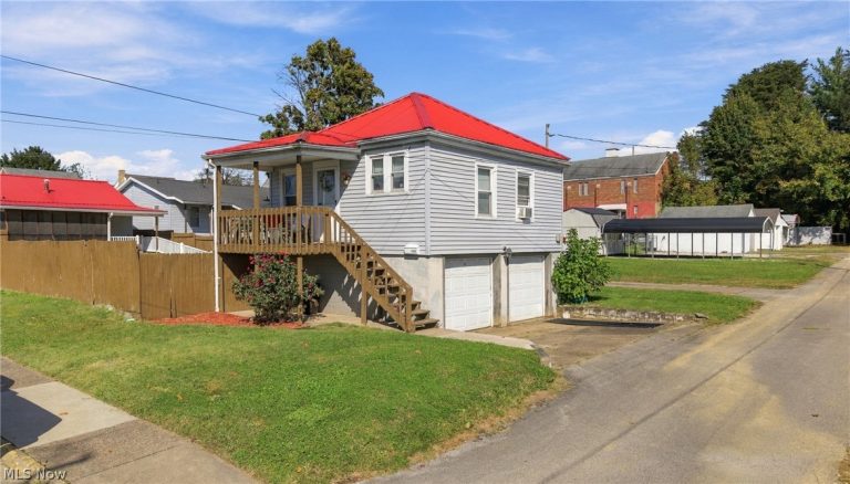 2200 Fairview Avenue, Parkersburg, WV - Photo 6