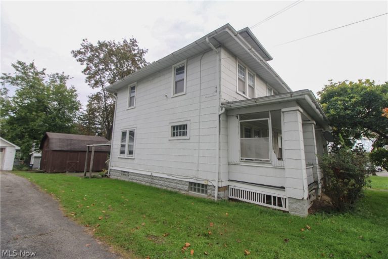 3908 Mahoning Avenue, Youngstown, OH - Photo 3