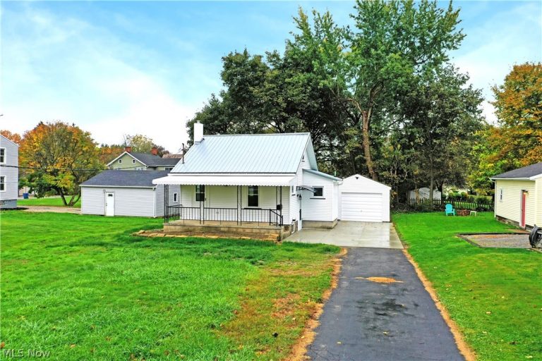 5 Delaware Avenue, Poland, OH - Photo 4