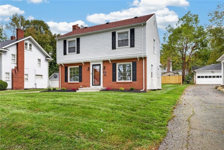 733 Roslyn Avenue, Akron, OH - Photo 4