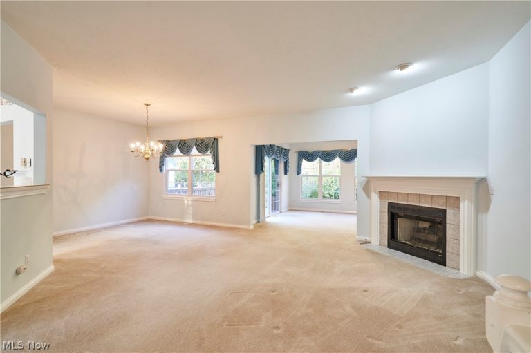 8688 Parkside Drive, Northfield, OH - Photo 4