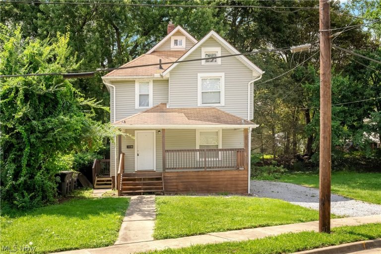 1152 Manning Avenue, Akron, OH, 44307