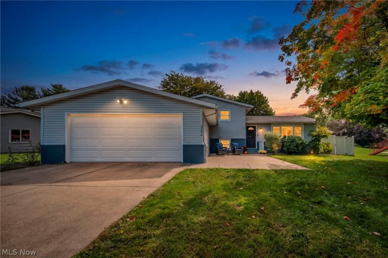 3246 Woodington Avenue, Canton, OH, 44706