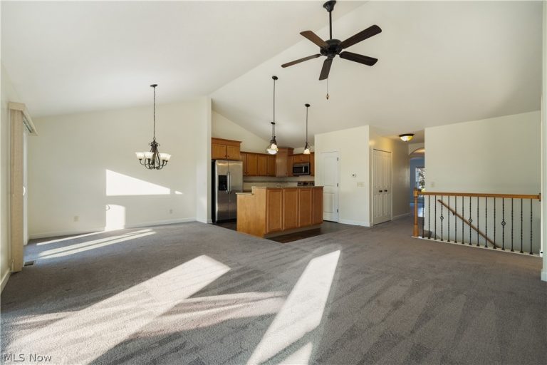 6617 Harness Circle, Canton, OH - Photo 8