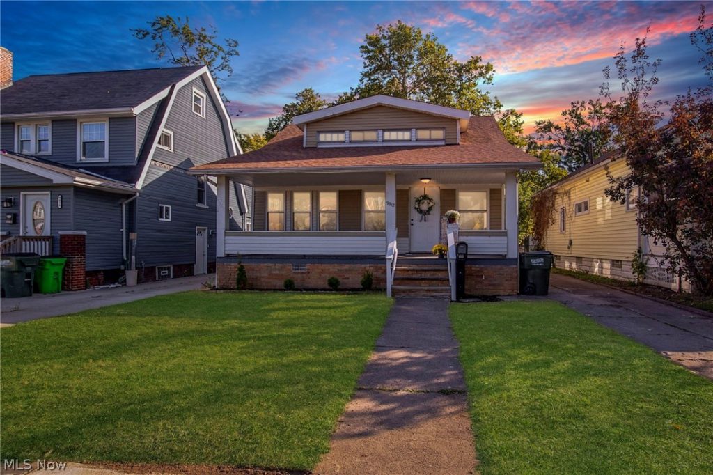 9812 Robinson Avenue, Garfield Heights, OH