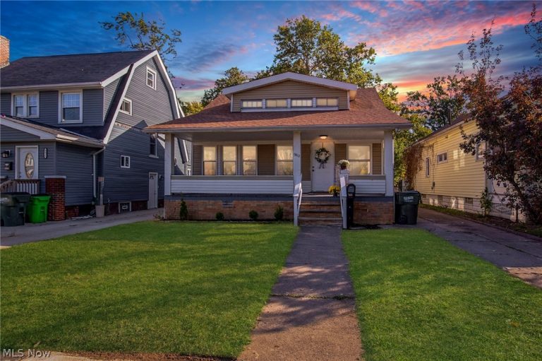 9812 Robinson Avenue, Garfield Heights, OH, 44125