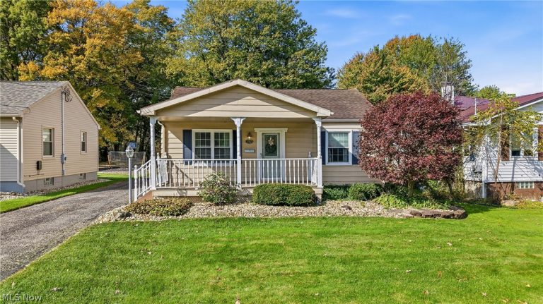 332 Caroline Avenue, Hubbard, OH, 44425