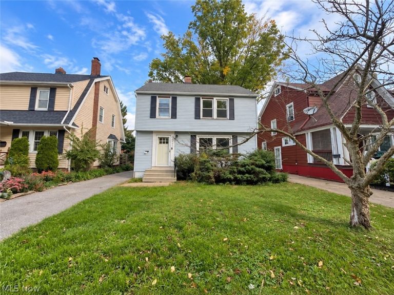 3867 Northampton Road, Cleveland Heights, OH, 44121