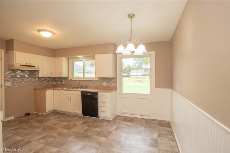 1615 Whipple Avenue, Canton, OH - Photo 8