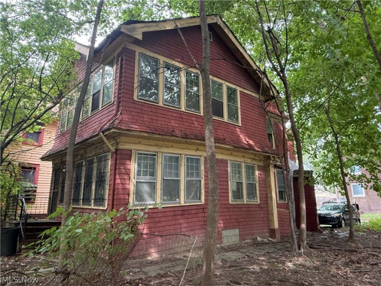 1274 100th Street, Cleveland, OH - Photo 6